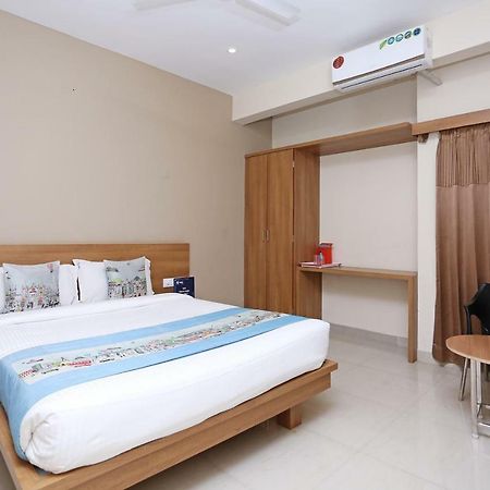 Oyo 6447 Samasth Rooms And Suites Mysore Exterior foto